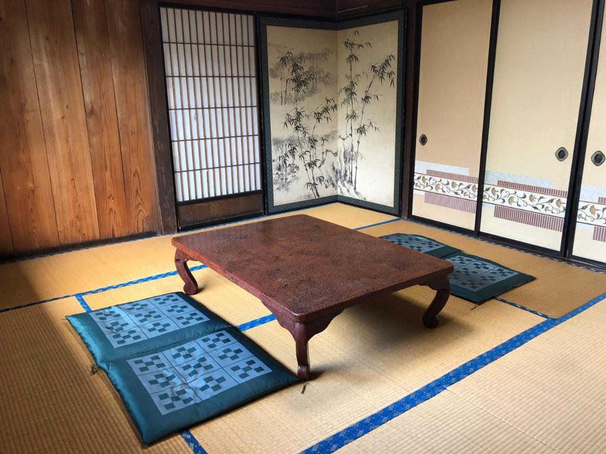 Oshi-Kikuya Mt-Fuji Historic Inn Fujiyoshida Exterior photo